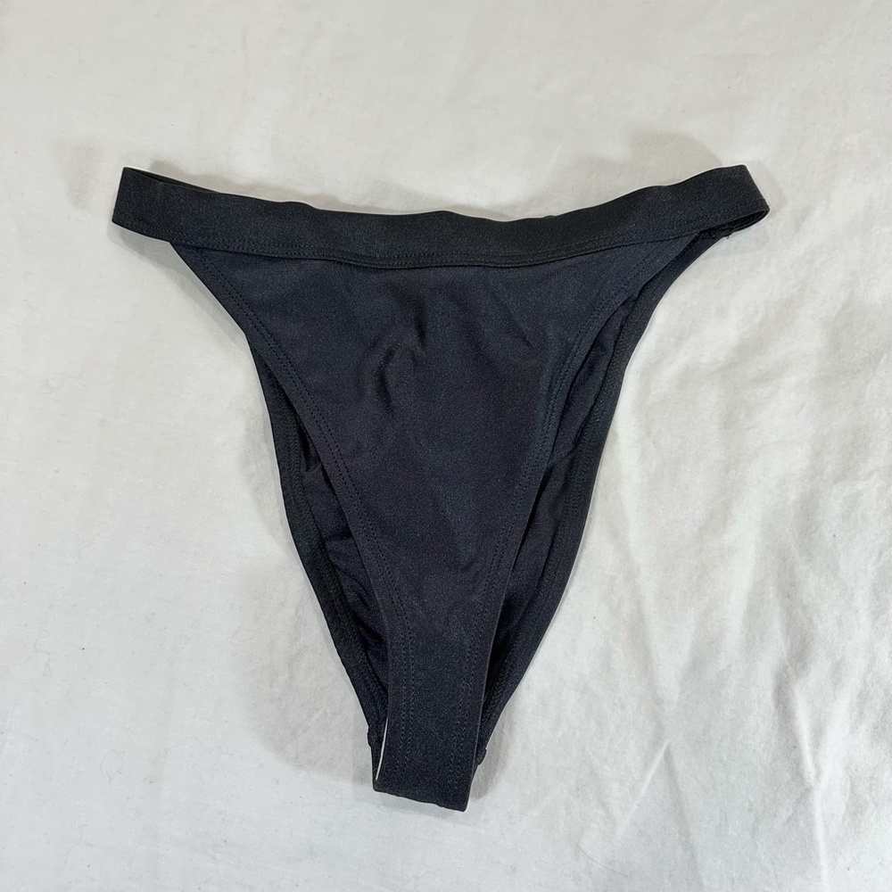 FASHION NOVA HIGH RISE BIKINI BOTTOM